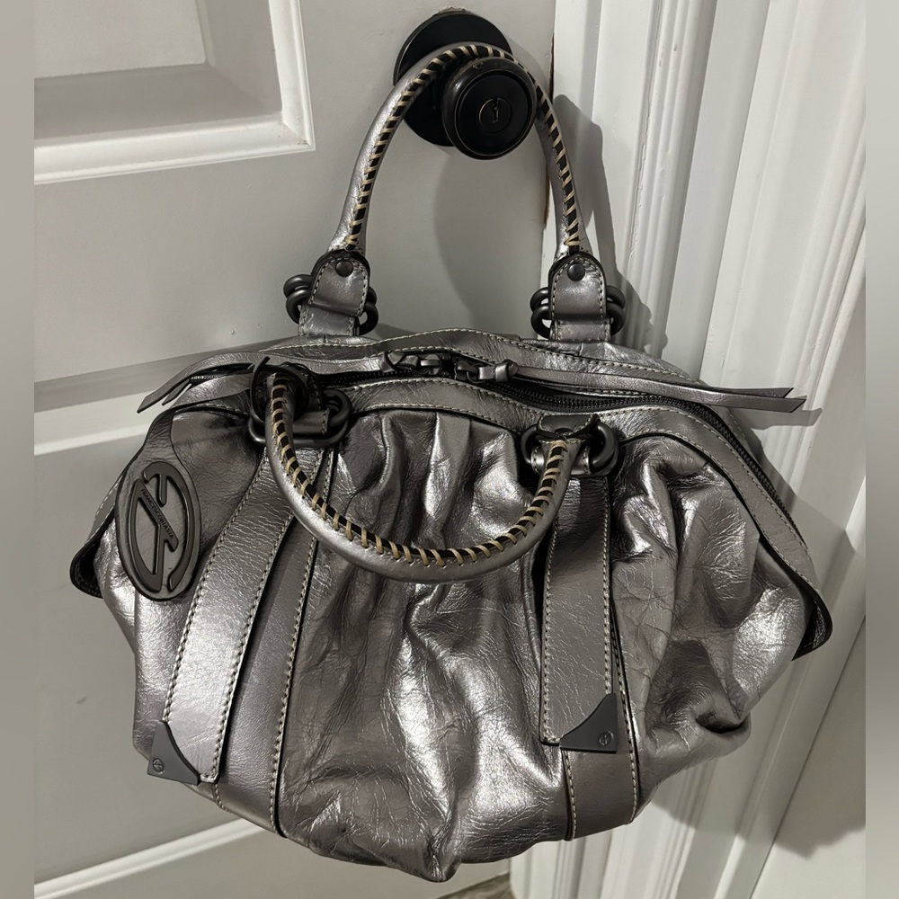 🍎🍎SOLD🍎🍎Indie Sleaze Metallic Leather Satchel – Francesco Biasia